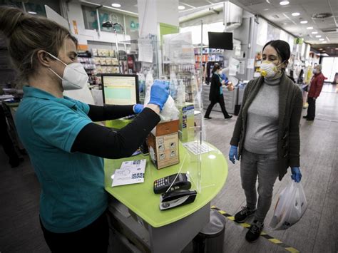 mascarillas en farmacias: noticias de salud